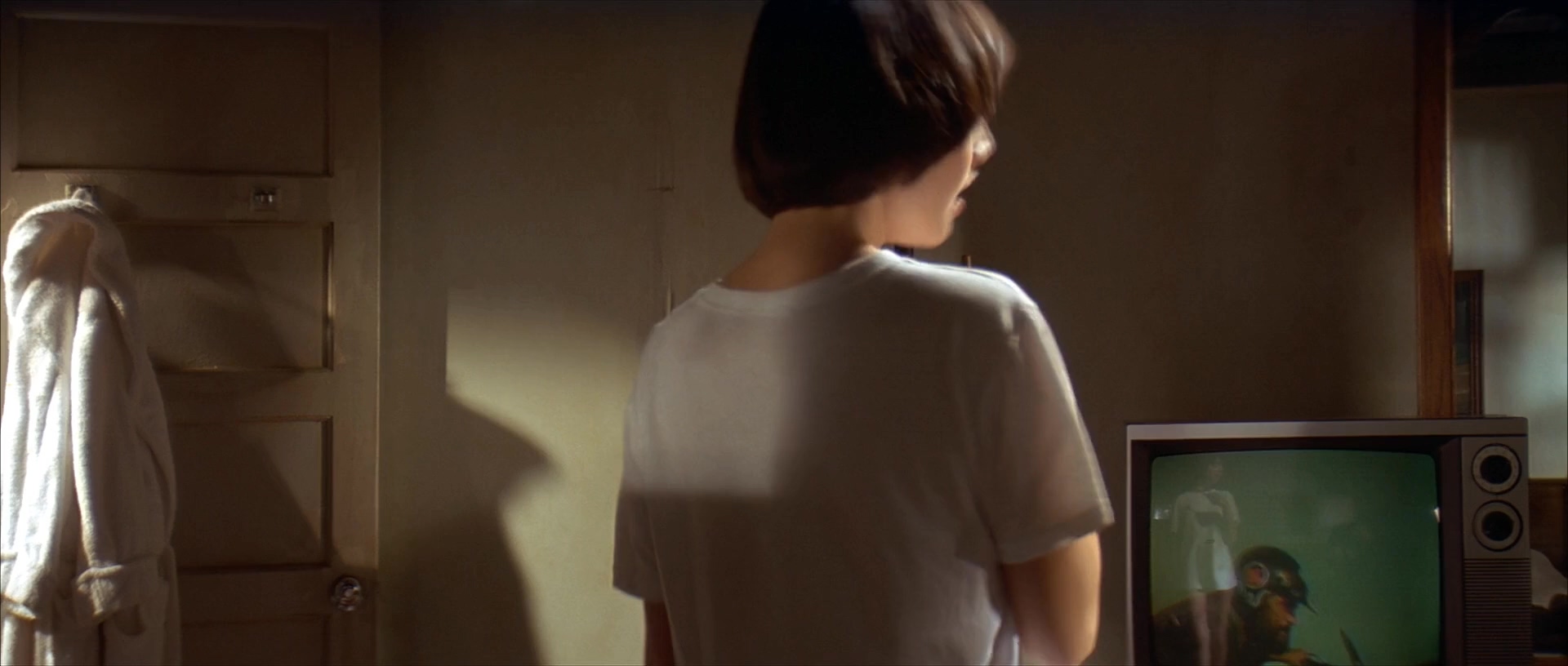 低俗小说.Pulp.Fiction.1994.2Audio.CN.mkv_20250710_123110.999.jpg