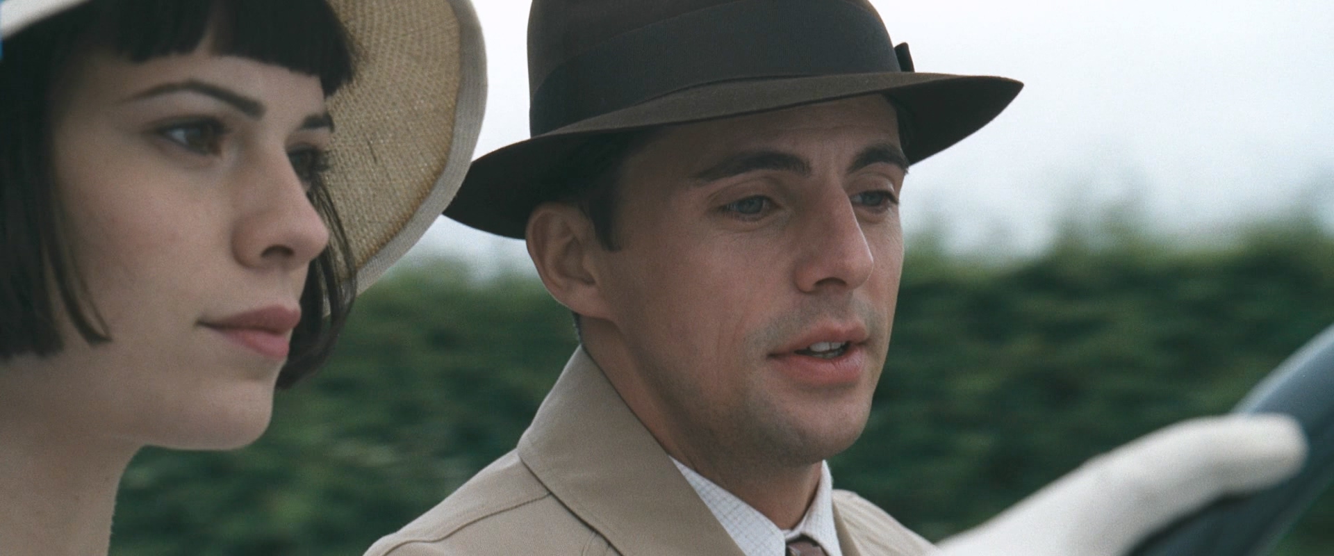 Brideshead.Revisited.2008.1080p.BluRay.x264.DD5.1-FGT (2).mkv_20250711_165202.961.jpg