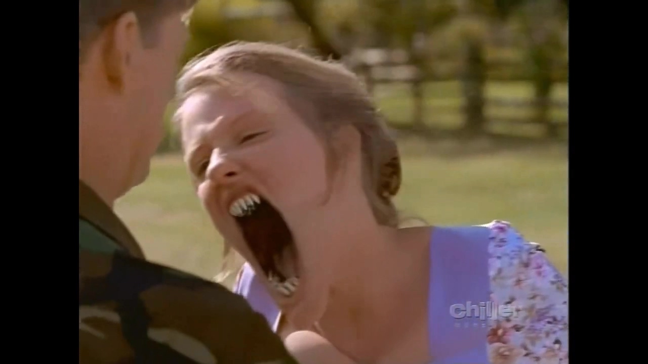 Night Visions - Episode 3 - -A View Through the Window- & -Quiet Please-.mp4_202.jpg