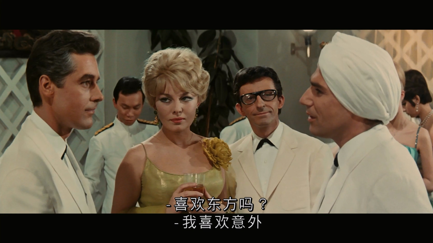1964.OSS117之泰国邪影(118分钟).1080P.法语中字.mkv_20250730_234801.897.jpg