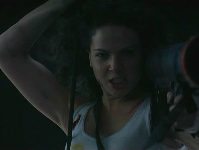 天蛛地灭.Spiders (2000) DVDRip 国英双语.mkv_20250803_192909.882.jpg