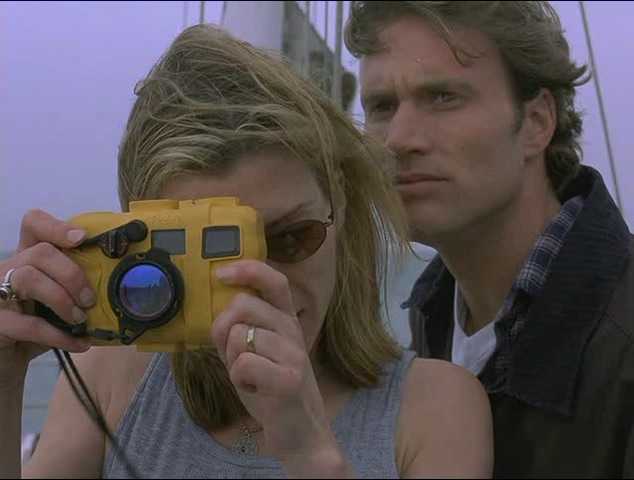 天蛛地灭2.Spiders II (2001) DVDRip 国英双语.mkv_20250803_194034.607.jpg