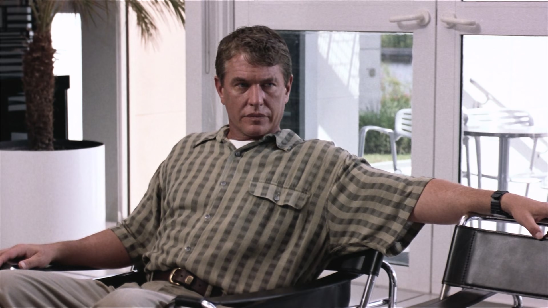 虎猛警师.The.Substitute.1996.1080p.BluRay.x265-RARBG (1).mkv_20250805_093246.737.jpg