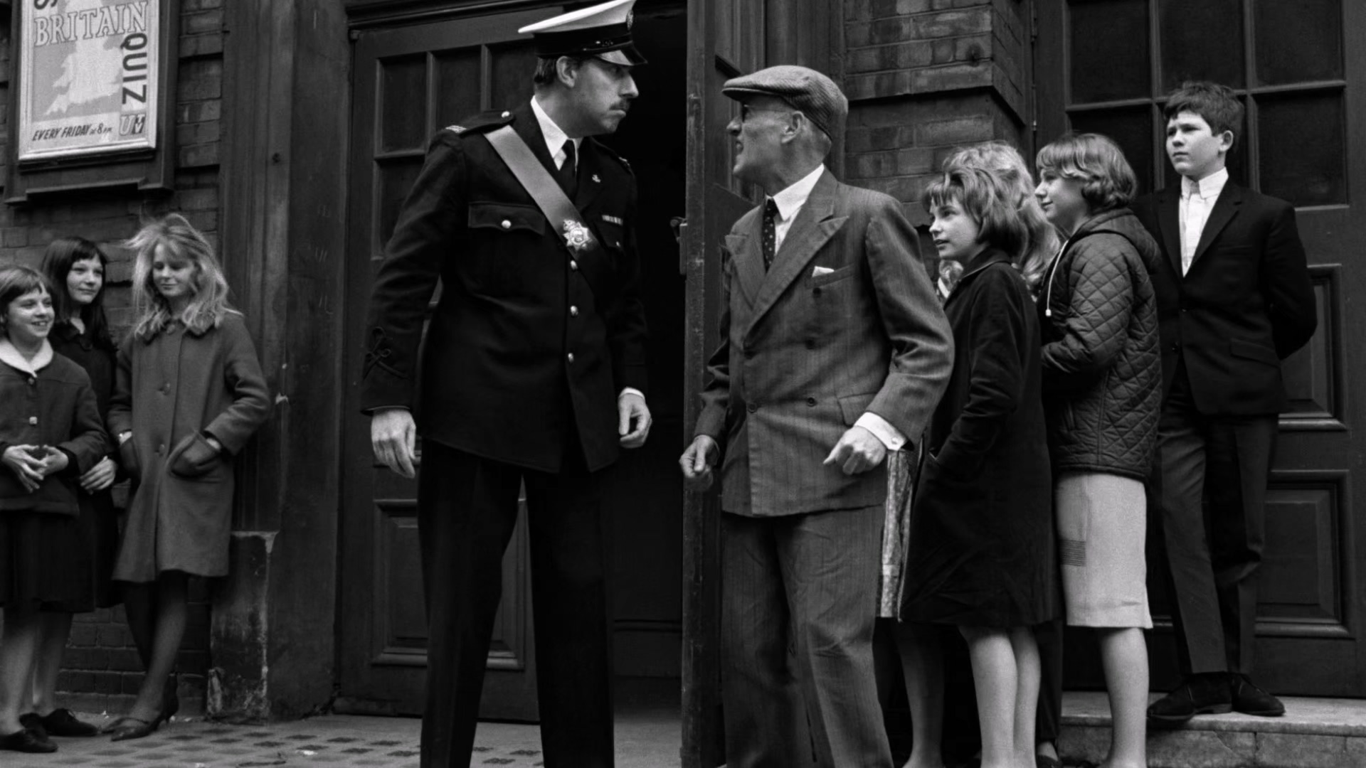 1964 一夜狂欢 A Hard Day's Night 1964.mkv_20250811_135225.262.jpg