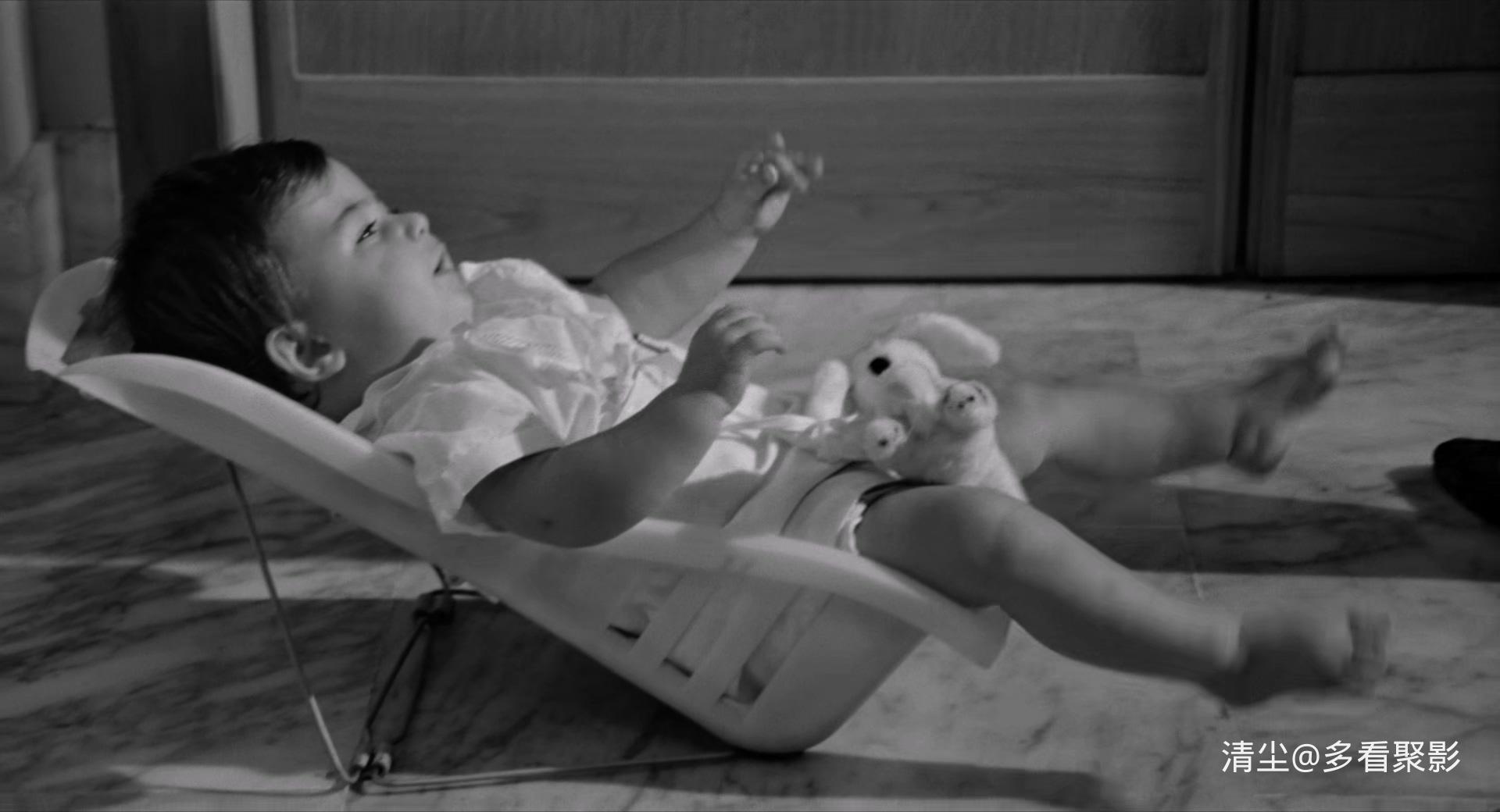 1965 知己知彼 I Knew Her Well.mkv_20250818_222748.289.jpg