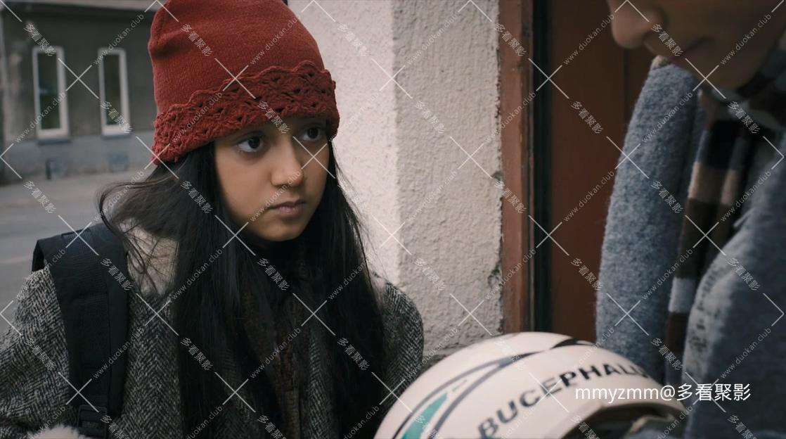 Y 阳台上的马-2013.mkv_20250927_203114.039.jpg