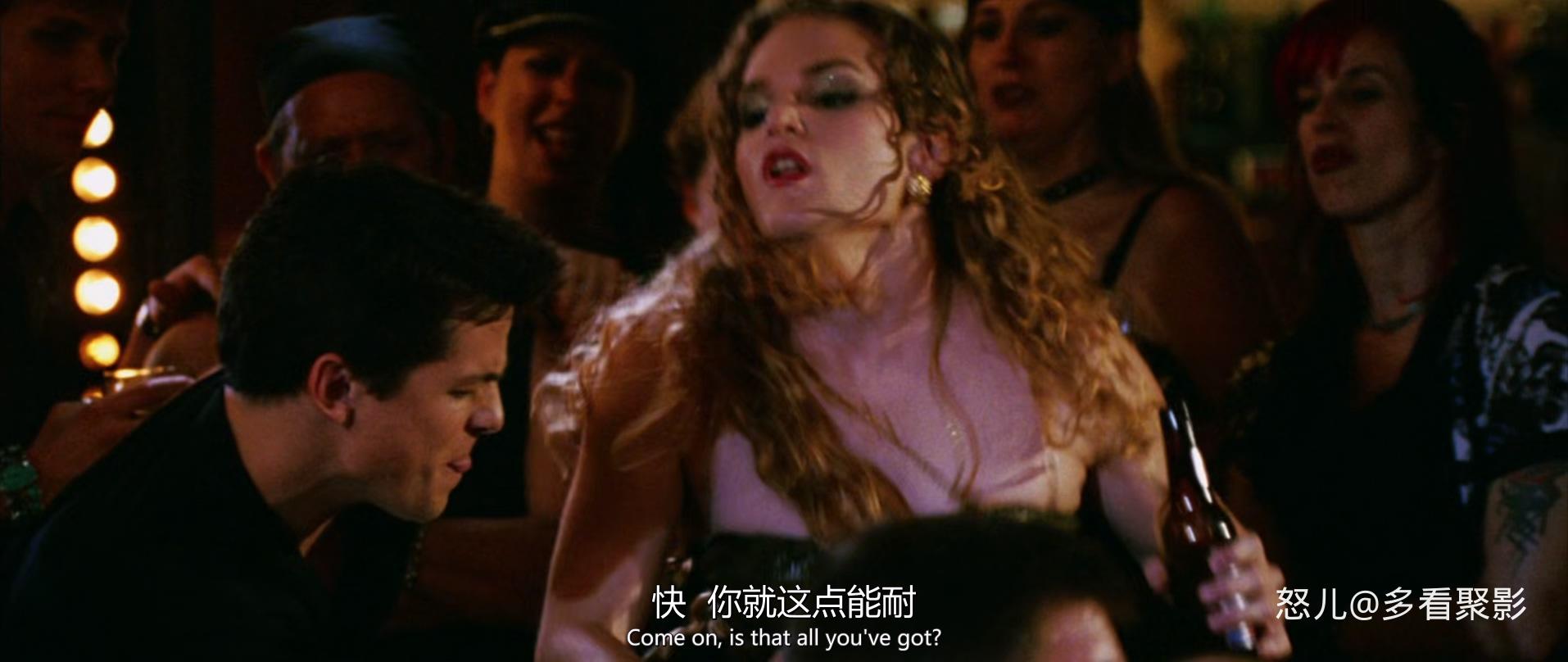 美国派3美国婚礼.American.Wedding.2003.1080p.BluRay.x265-RARBG.mkv_20251006_121833.474.jpg