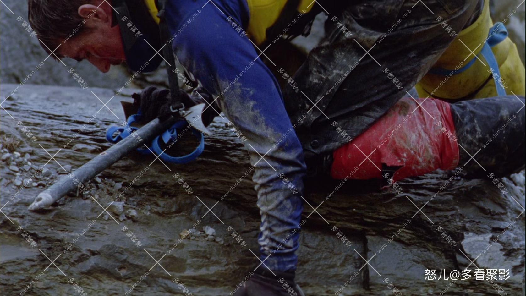 冰峰168小时.Touching.the.Void.2003.1080p.BluRay.x265.2audio-RARBG (1).mkv_202601.jpg