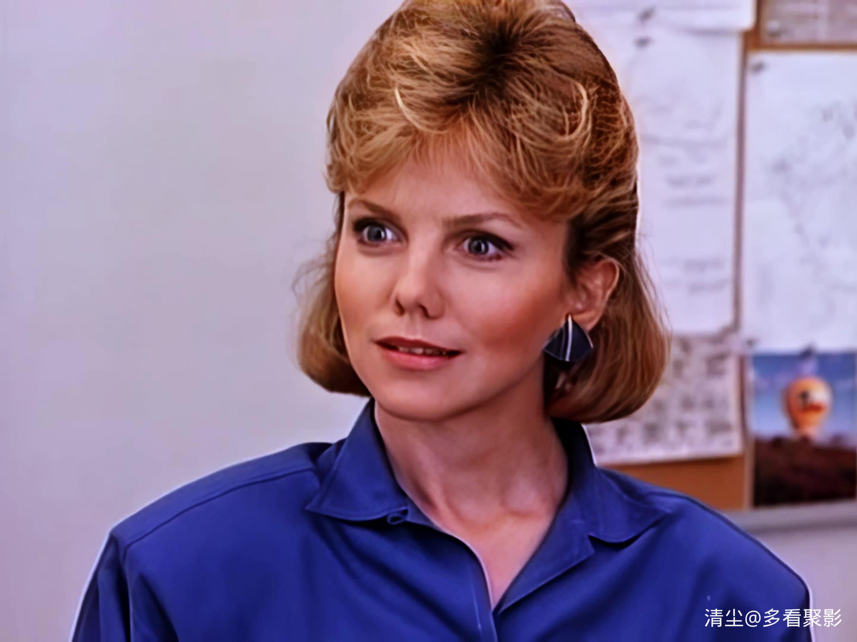 S01 E04 脱衣舞女.mkv_20260103_162858.139.jpg