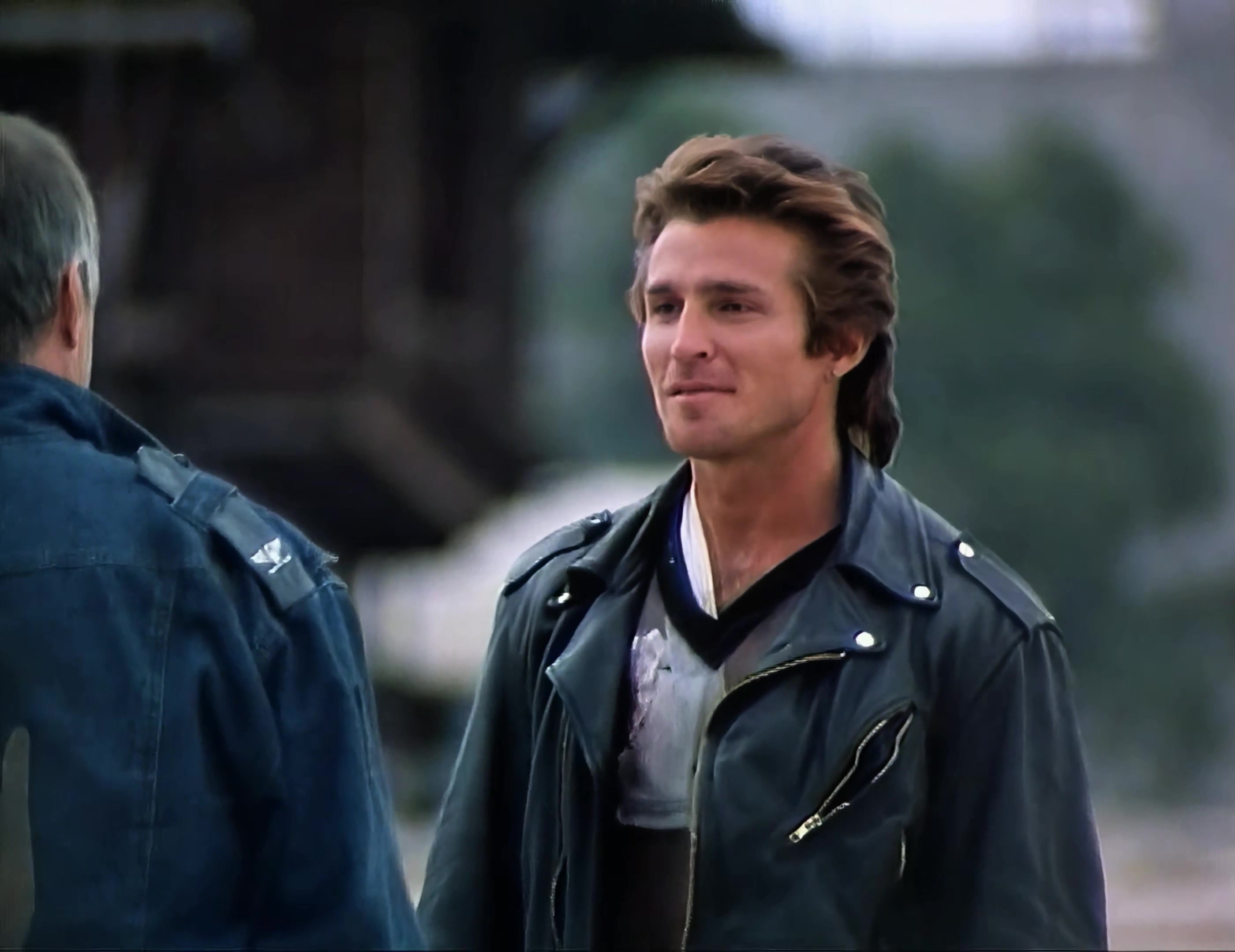 1990 机械手臂2 机器特勤组 Future.Zone.mp4_20260105_183725.041.jpg