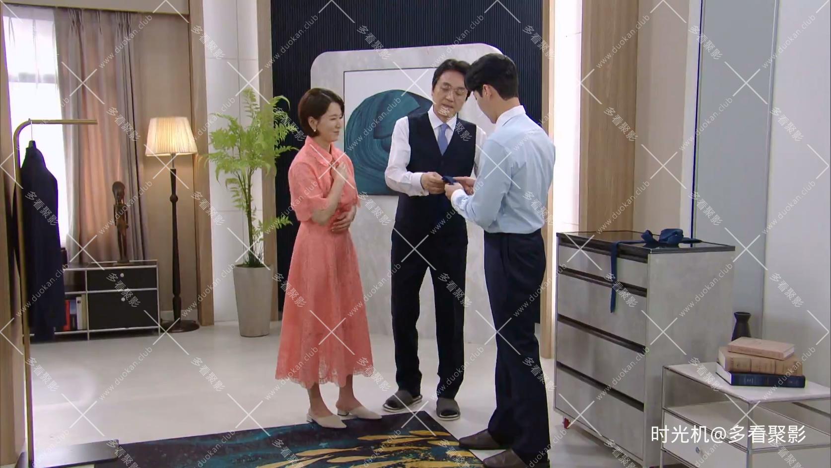 [全资进组].Quan.Zi.Jin.Zu.2023.S01E08.2160p.WEB-DL.HEVC.DDP.2Audios-QHstudIo.mp4.jpg