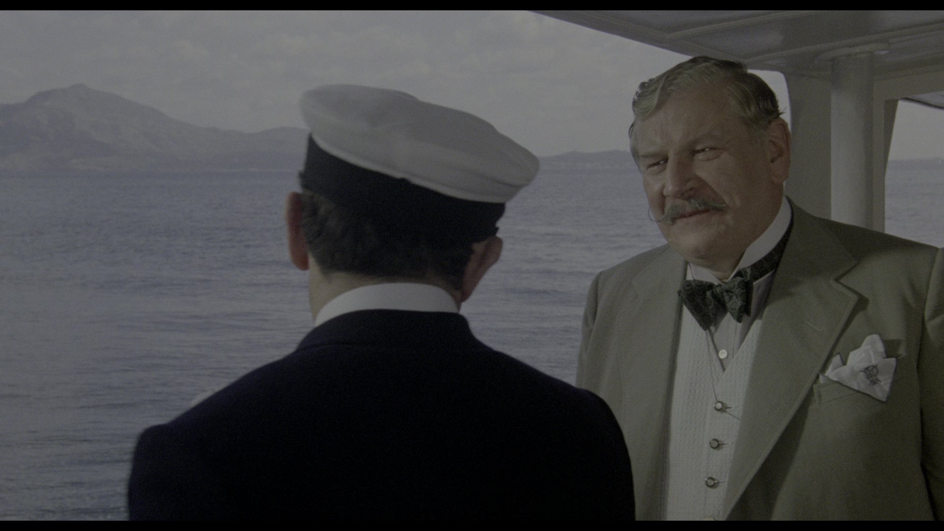 阳光下的罪恶 (1982) [tmdb=4193].mkv_000712.451.png