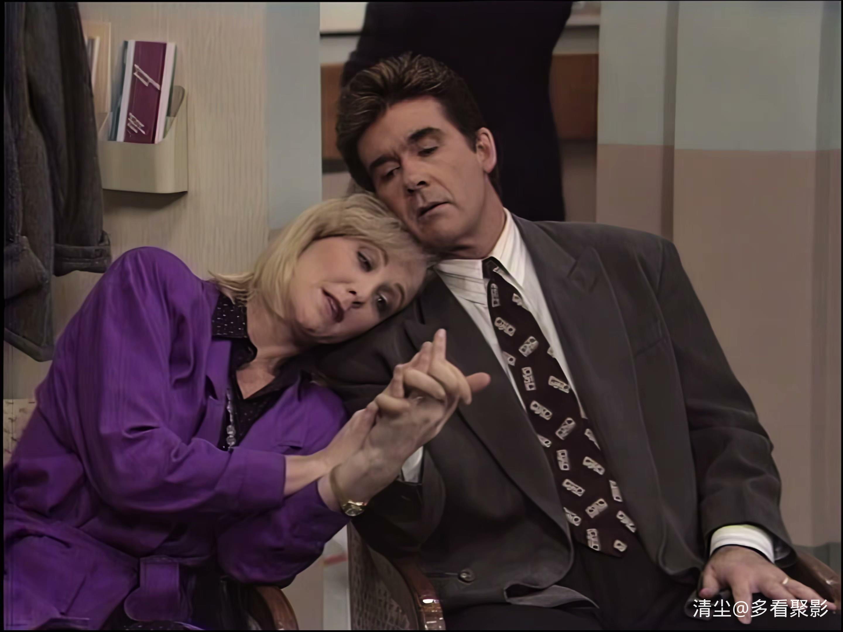 S04E11 卡萝尔的悲哀 In Carol We Trust.mkv_20260703_143313.438.jpg