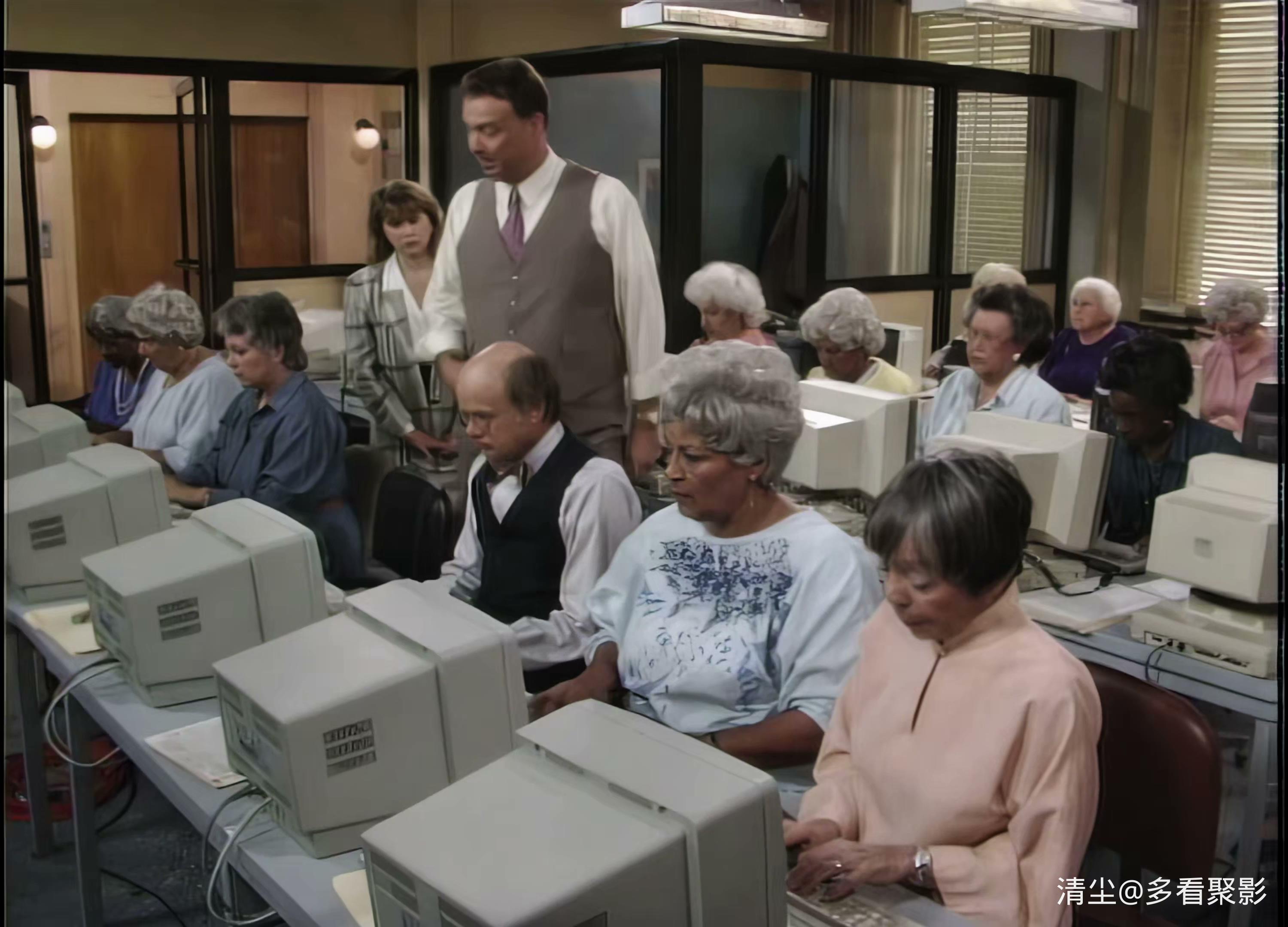 S05E03 面对现实 Carol Meets the Real World.mkv_20260712_154110.381.jpg