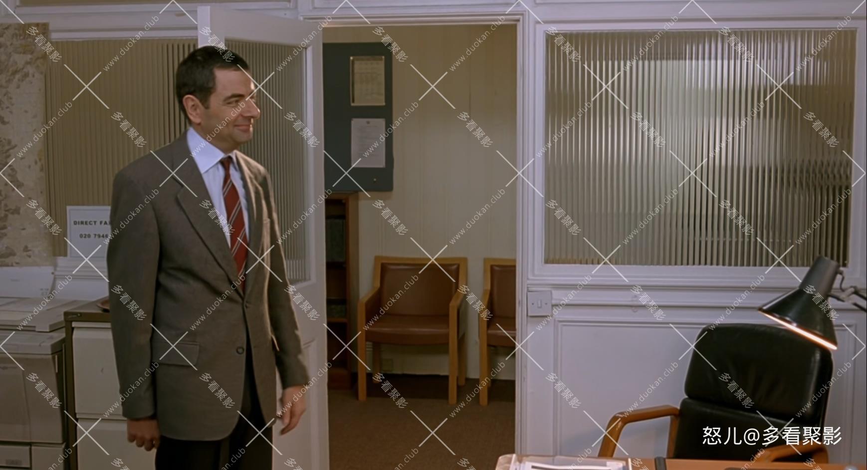 憨豆特工1.Johnny English.2003.1080p.x265.10bit.3audio-Tigole (1).mkv_20260814_10.jpg