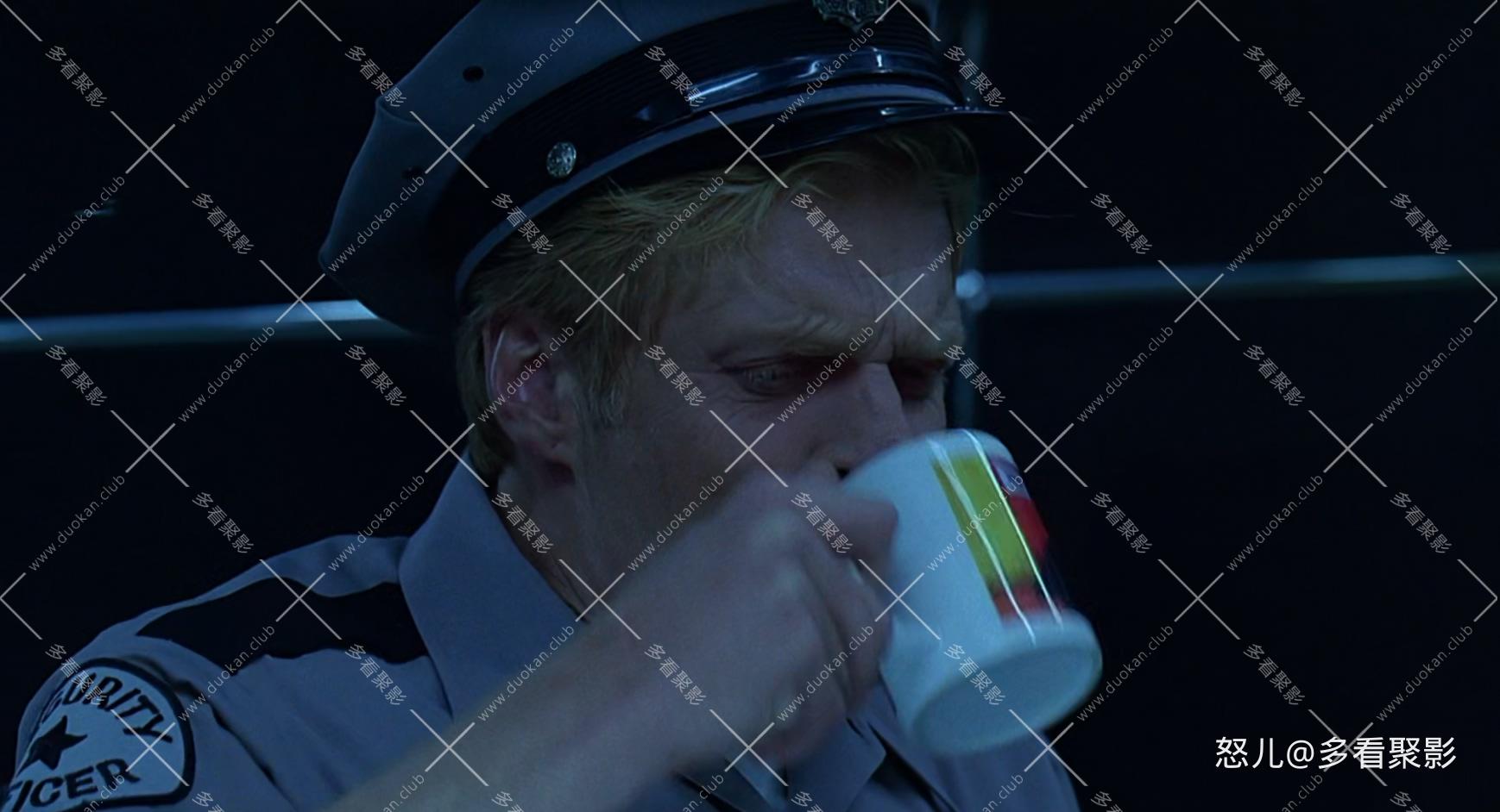 憨豆先生的大灾难.Bean.1997.1080p.BluRay.x265.10bit .AC3.2audio.mkv_20260814_110231.361.jpg